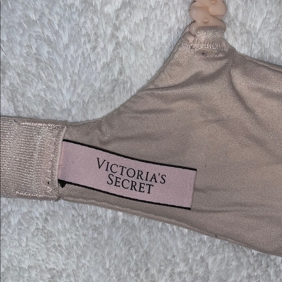 Victoria’s Secret bra - Picture 3 of 4